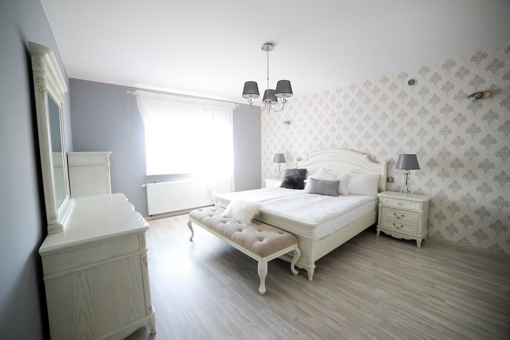 Sokolowska Apartment Nowy Dwór Mazowiecki Екстериор снимка