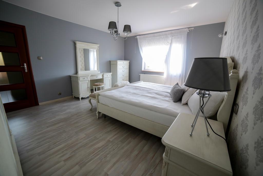 Sokolowska Apartment Nowy Dwór Mazowiecki Екстериор снимка